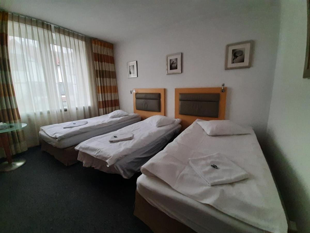 ורשה 404 Rooms Wilanowska מראה חיצוני תמונה